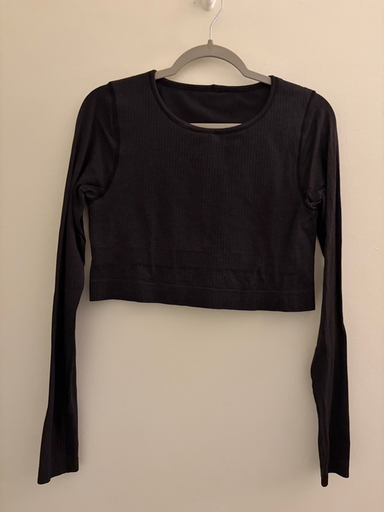 lululemon athletica Tops - Lululemon ebb to street Black Long Sleeve Ribbed Crop Top size 10